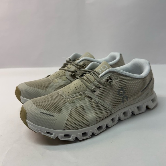 On Running Shoes - New women’s on cloud size 8 On Running Cloudx light beige shoes